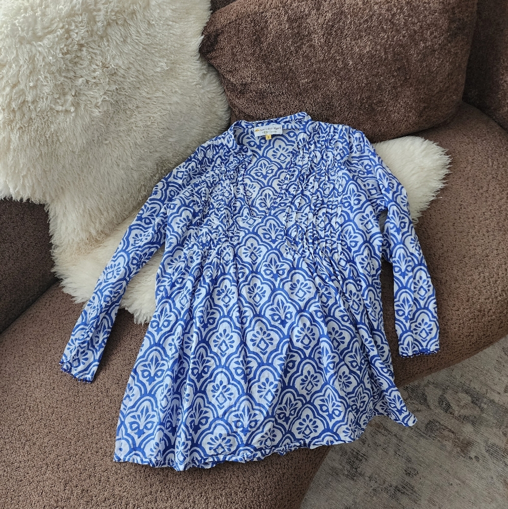 Roberta Roller Rabbit V Neck Top